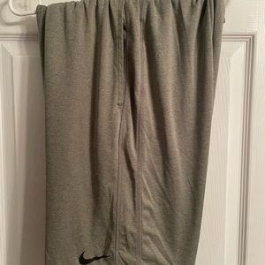 Nike Dri-Fit Men’s Small Athletic Shorts